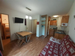 Confortable Studio-Cabine à Valfréjus avec Wifi et Animaux admis - FR-1-561-127